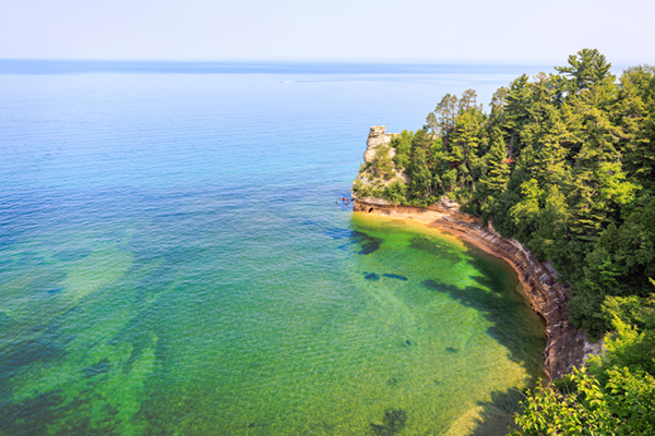 Yamaha-Boaters-LogVol14No182026MichiganGuideimage3.jpg Pictured Rocks, a remote, pristine stretch of Lake Superior gets its name from the many sandstone cliff faces that line the lake.