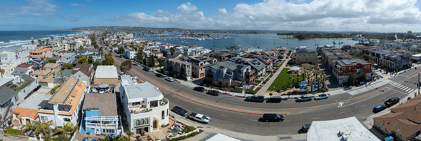 Yamaha-Boaters-LogVol14No1BoatAwayWinterBluesimage4.jpg If you’re looking for some salt in your winter boating schedule, you’re hard-pressed to find a better spot than San Diego. Home to a series of large, protected harbors—Mission Bay and San Diego Bay—and easy access to the Pacific, San Diego’s boating offerings are diverse and beautiful.