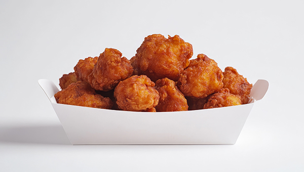 BoatersLogVol13No16BoatSnacksimage3.jpg Popcorn chicken is the perfect bite-sized snack for kids on the boat.