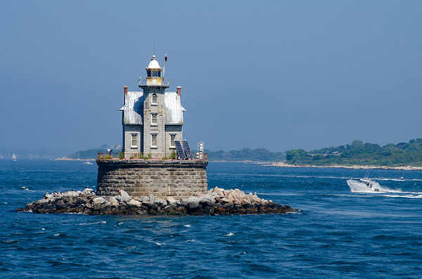 Yamaha-Boaters-LogVol13No27NewENglandIslandHoppingimage4-(2).jpg Fisher Island