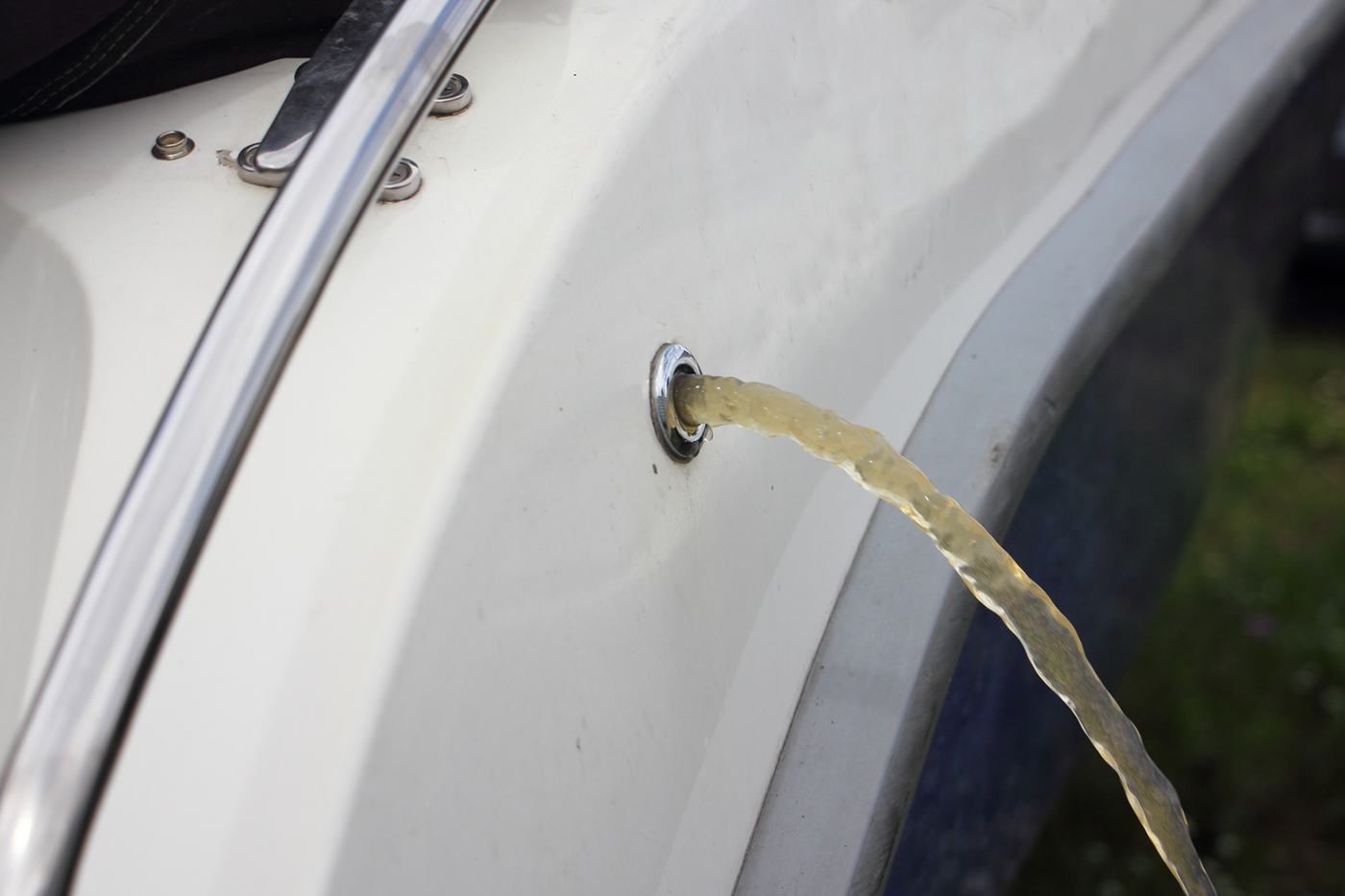 The end of the season is a great time to clean the bilge, livewell and other interior compartments.