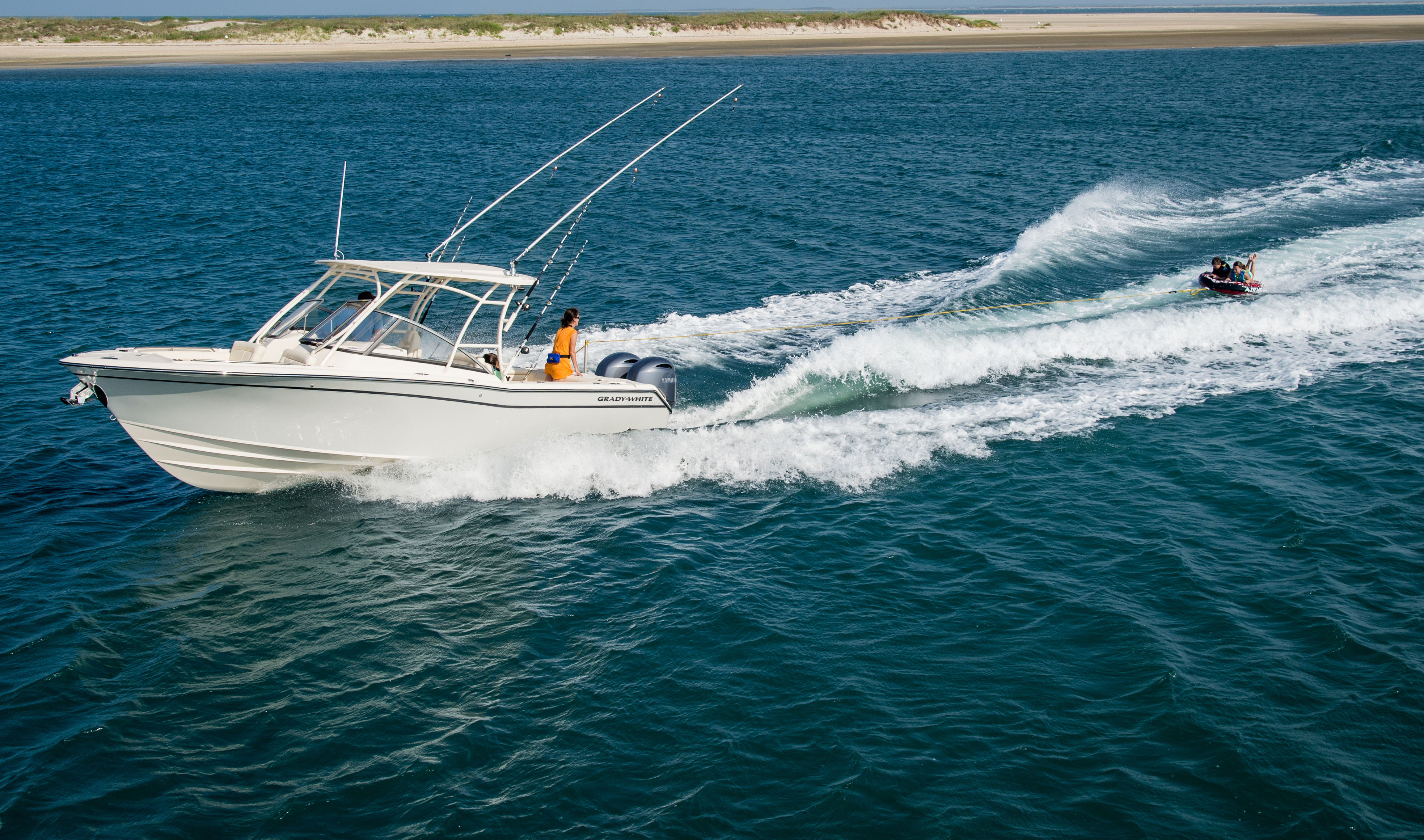 Freedom275-ALB_0684-towing.jpg Freedom275-ALB_0684-towing.jpg