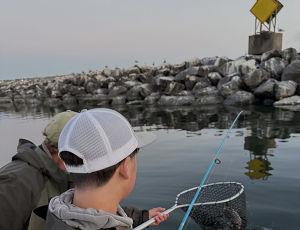 Yamaha-Boaters-LogVol14No26ReadingFreshwaterimage4.jpg Reading the water is a skill that improves every single time you leave the launch ramp or dock. The more time you spend on the water, the easier it is to spot the subtleties that will help you find more fish.