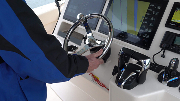 Yamaha-Boaters-LogVol13No17FourLevelsHMEXimage3.jpg Digital Electronic Steering makes maneuvering easier—whether you’re setting up to start a tow sports pass, returning to a fallen skier or rider, or maintaining an exact straight path.