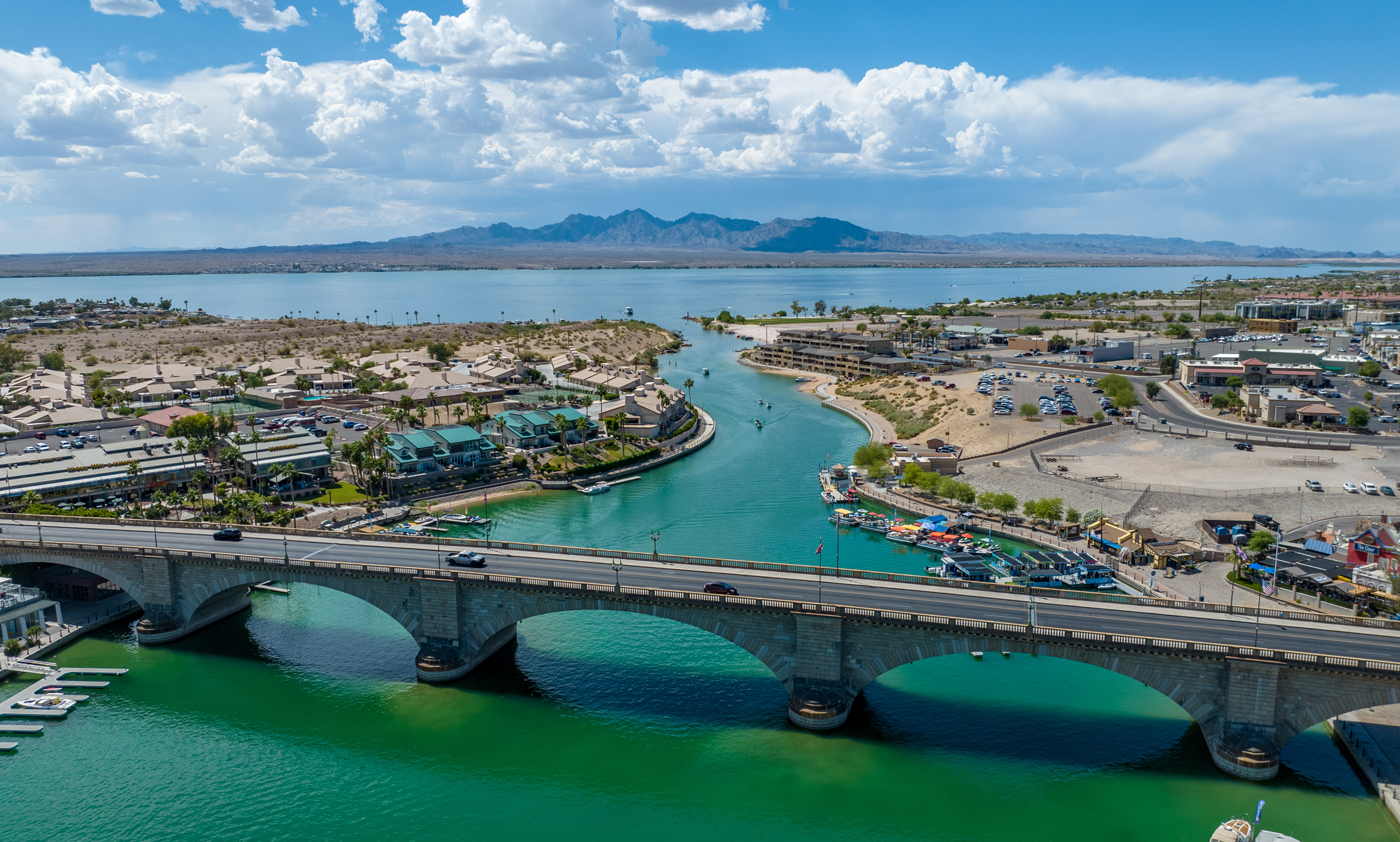 The Spring Break festivities on Lake Havasu center around London Bridge Resort (yes, it actually overlooks a replica of the famous London Bridge) and the Kokomo Beach Club.